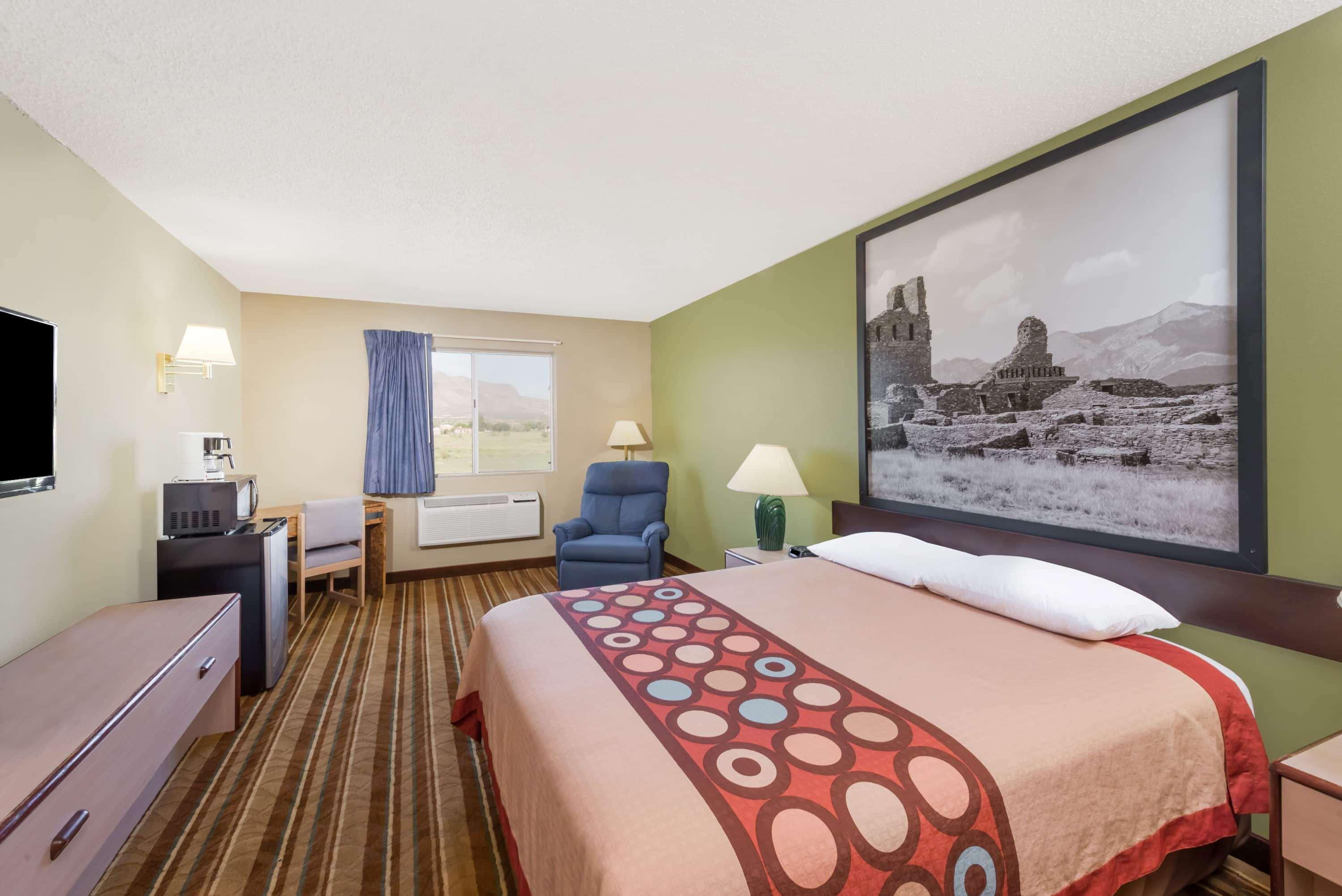 Super 8 By Wyndham Socorro Motel Bagian luar foto